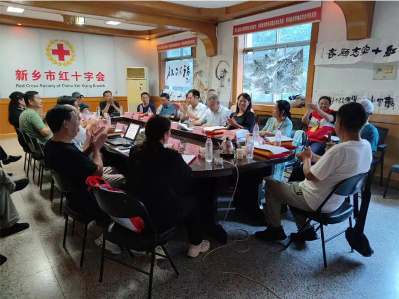 我市愛(ài)心人士,、愛(ài)心企業(yè)家向新鄉(xiāng)市紅十字會(huì)捐贈(zèng)書(shū)法字畫(huà)支持公益事業(yè)